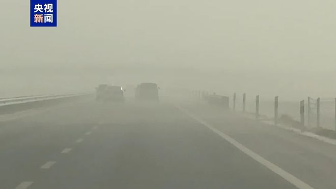 见度不足200米河西多地出现大风沙尘天气！PG麻将胡了免费试玩模拟器甘肃部分路段能(图2)